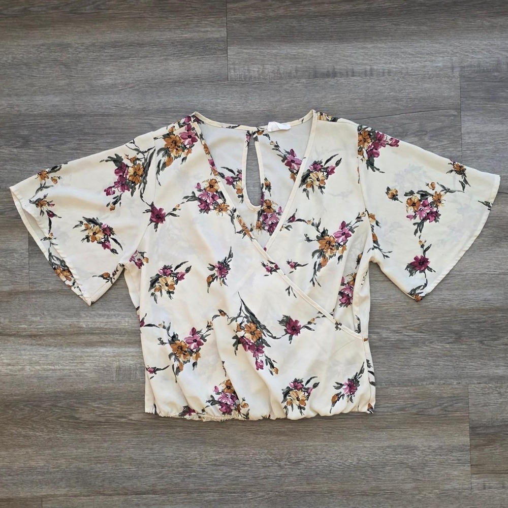 Sienna Sky Cream Floral Twist Back Smocked Waist Blouse Flutter Sleeve Large